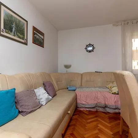 11278a Apartment Supetar