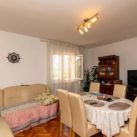 11278a Supetar